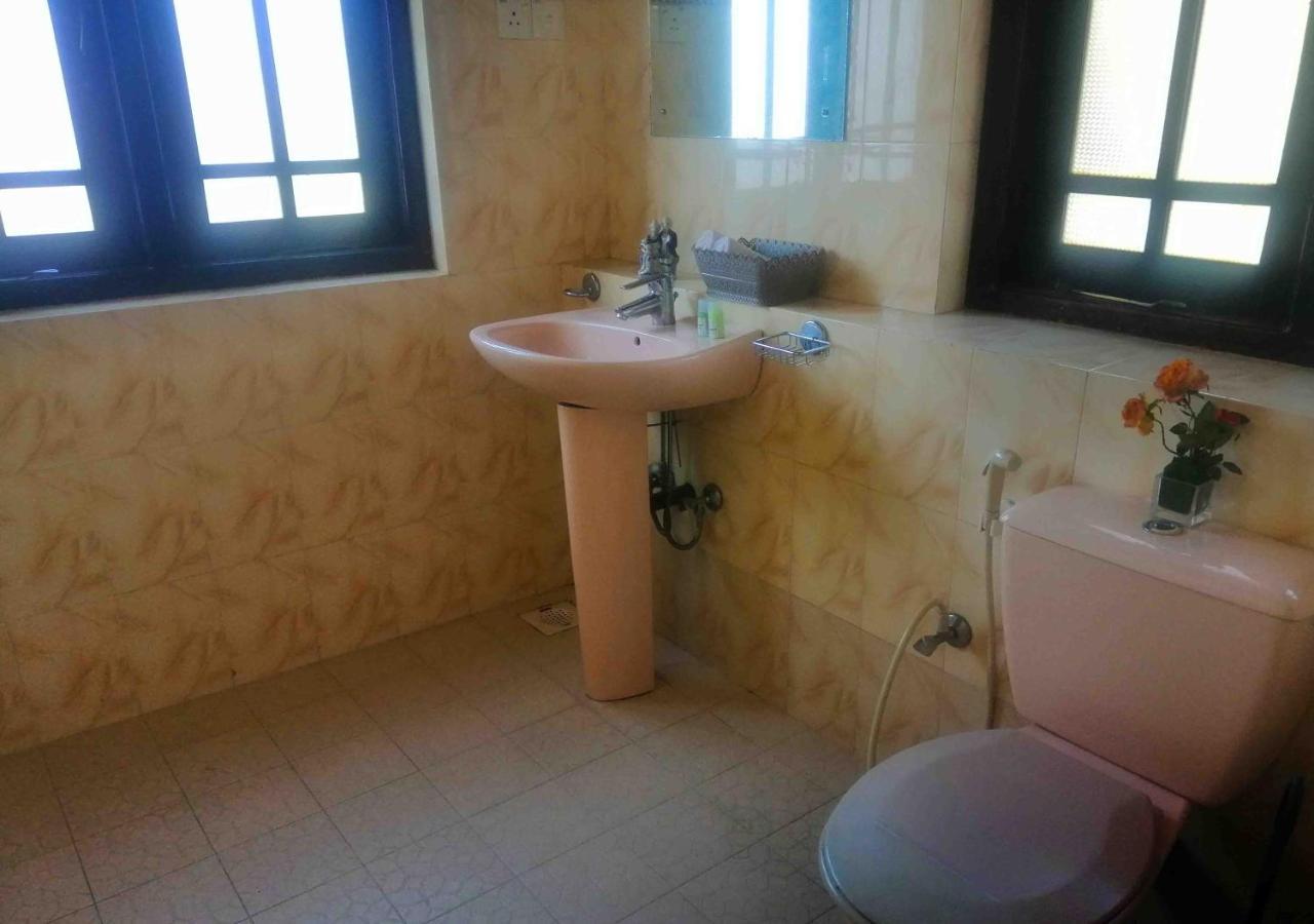 Sky Valley Hotel Канди Екстериор снимка